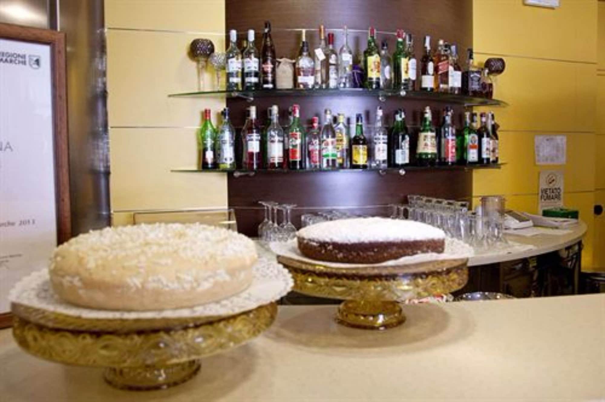 Bar/Salón Hotel Europa
