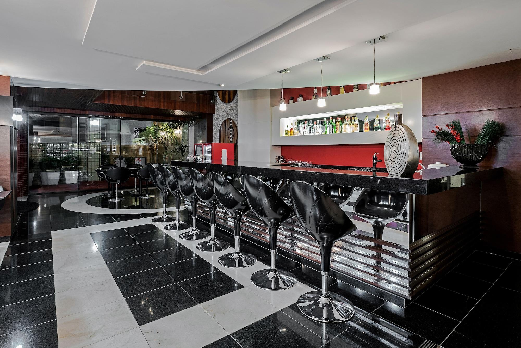 Bar/lounge Astron Ponta Grossa Plaza by Nobile