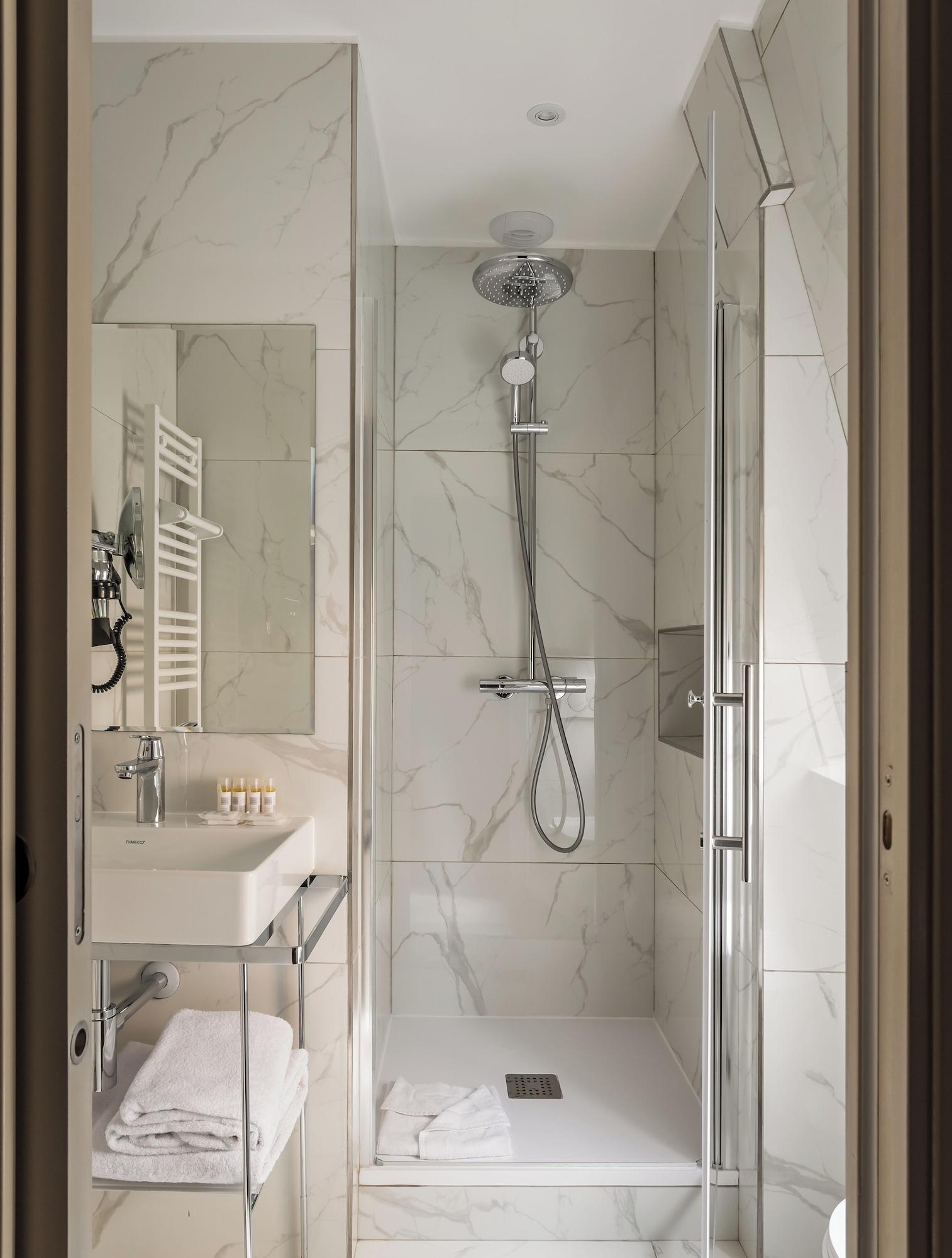 Equipamiento de Habitación Hôtel Des Deux Avenues