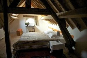 Arriendo temporal - near Loire valley very comfortable house in front of a private river, calm place