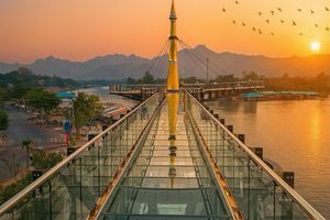 Actividad - Tour privado de día completo a Erawan y al Skywalk de Kanchanaburi
