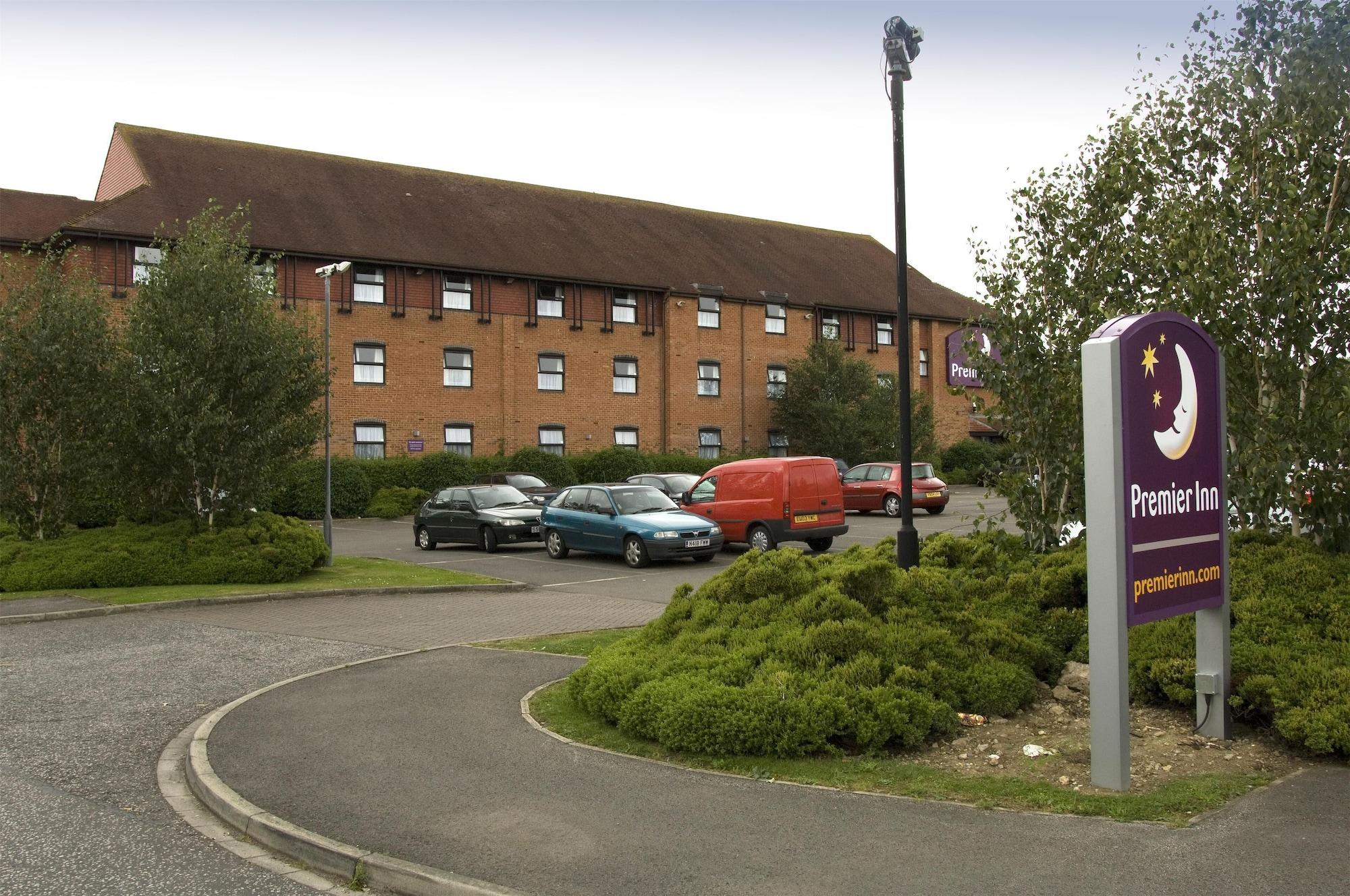Varios Premier Inn York South West