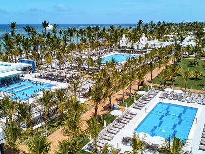 Vista da fachada da hospedagem RIU Palace Punta Cana - All Inclusive - Foto 11