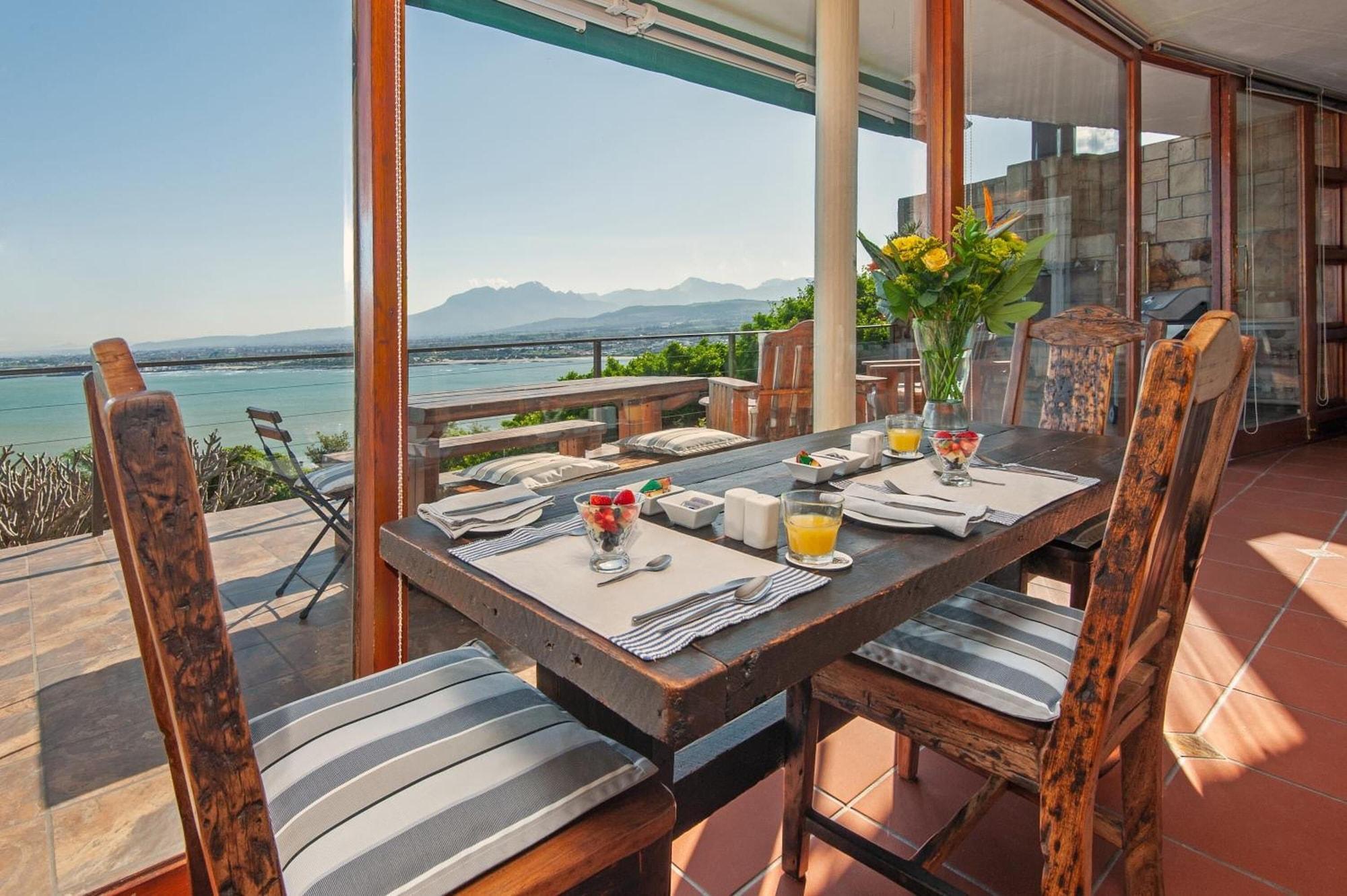 Restaurant 18 on Kloof Bed and Breakfast