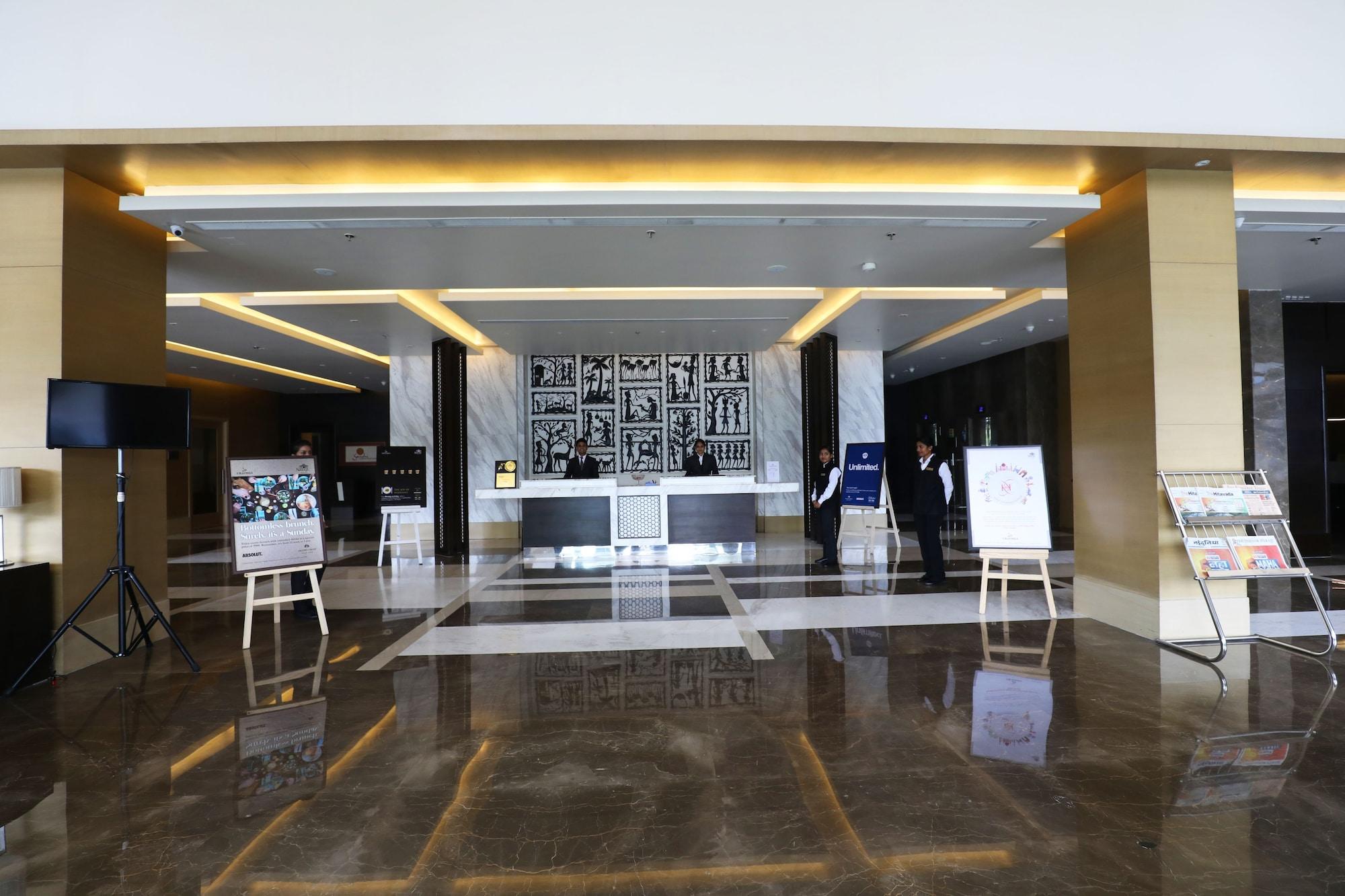 Vista Lobby Sayaji Raipur
