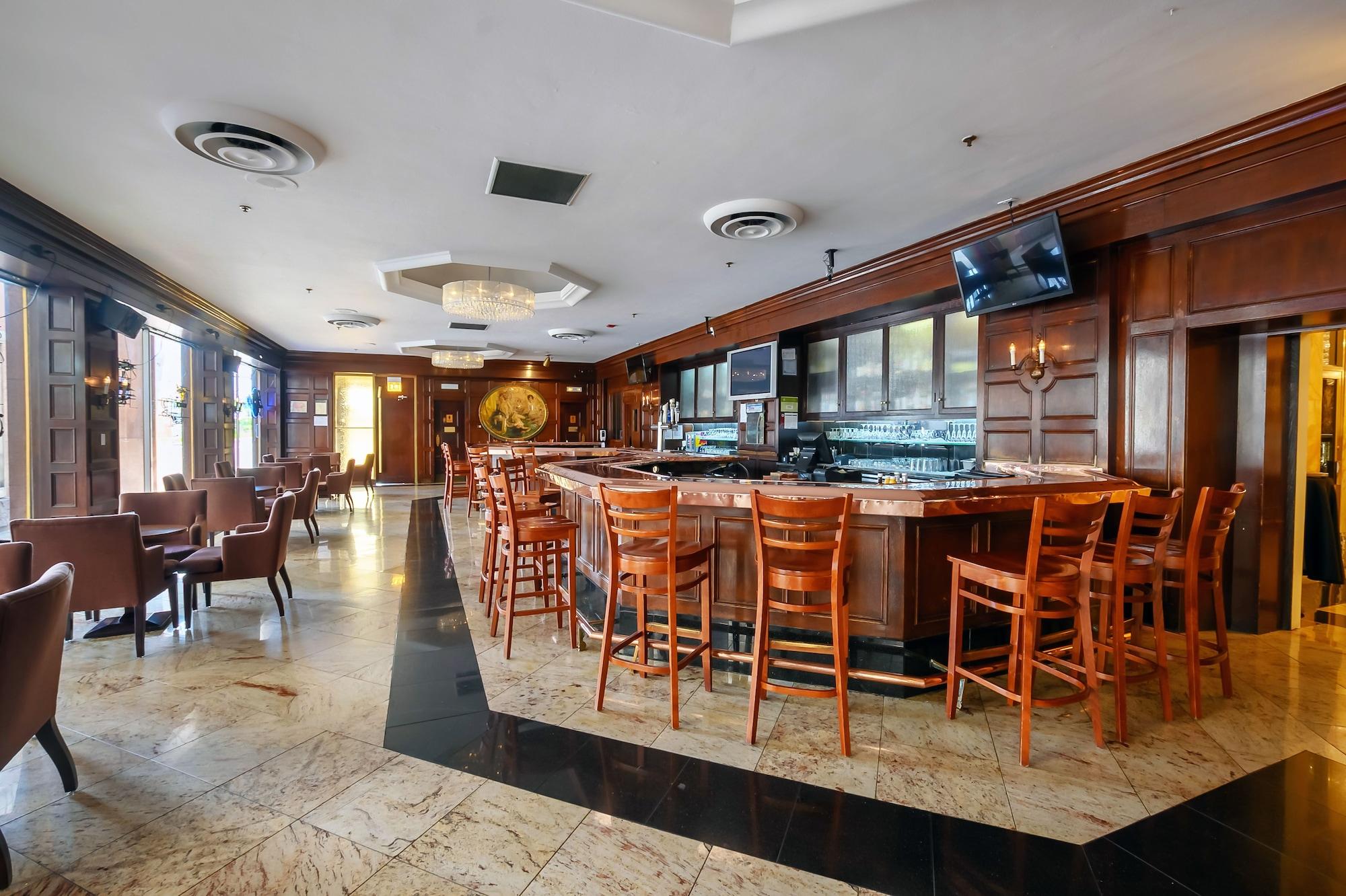 Bar/Salón Congress Plaza Hotel