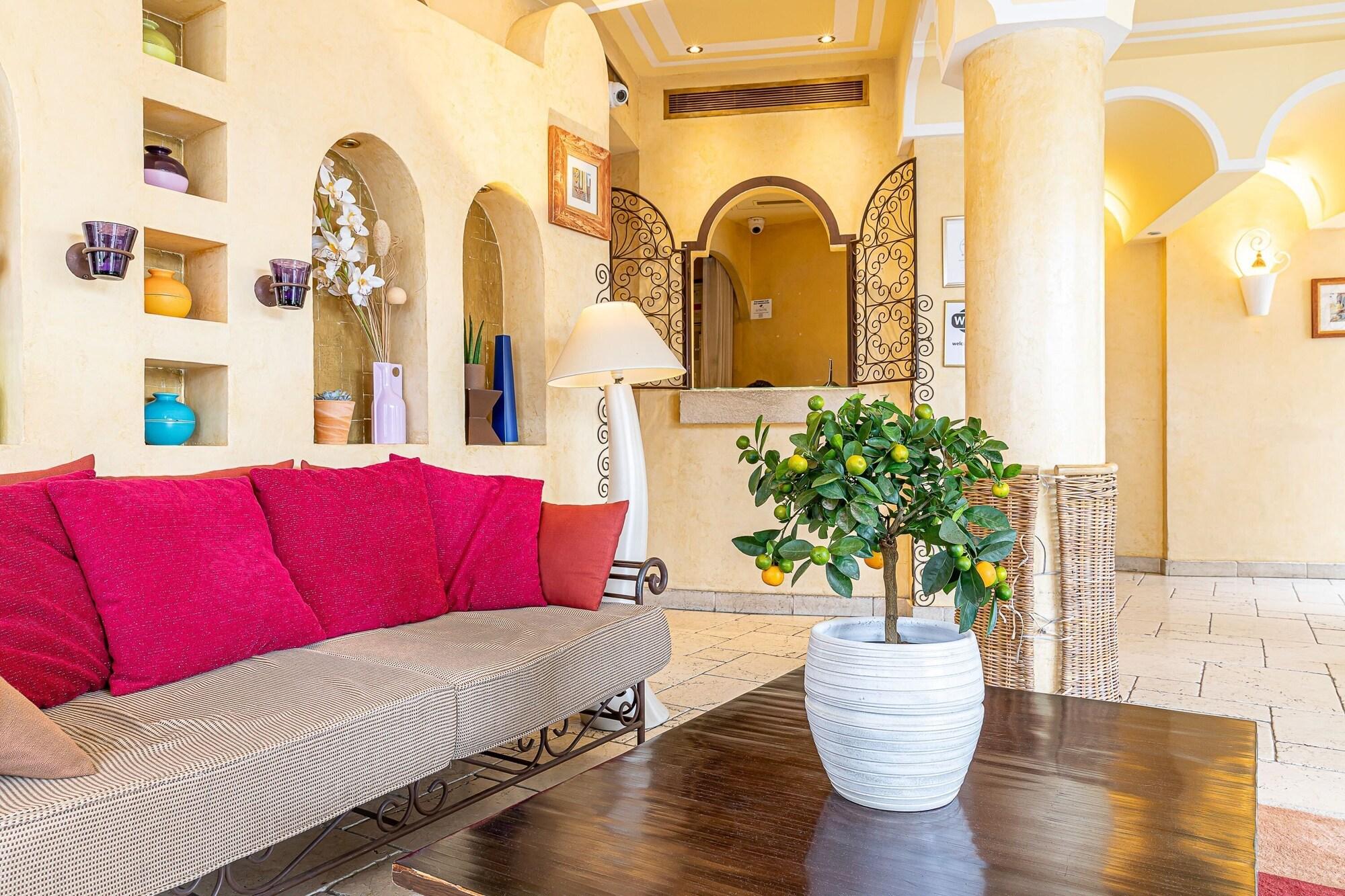 Varios Villa Royale Montsouris
