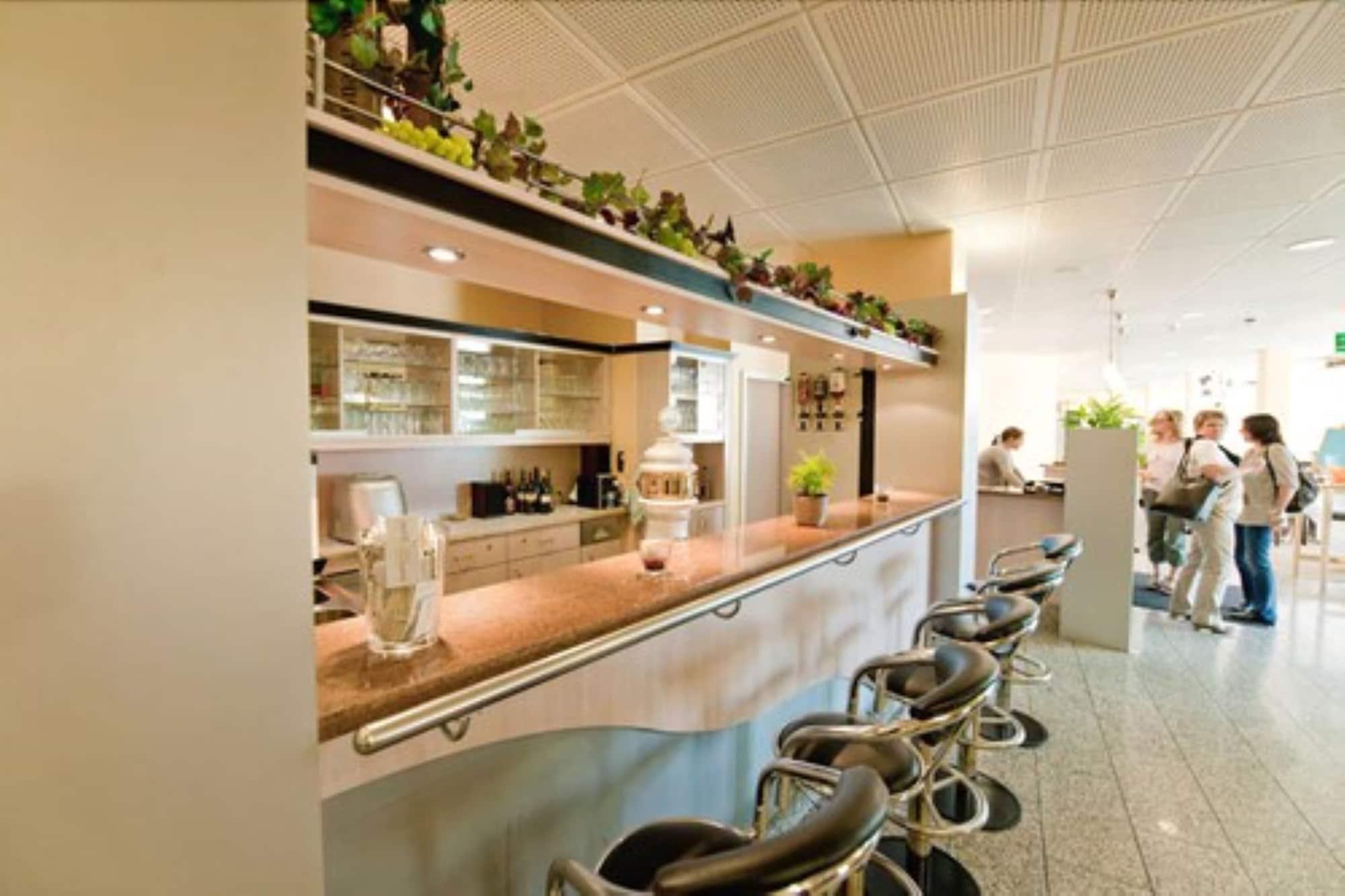 Bar/Salón PLAZA Hotel Bruchsal