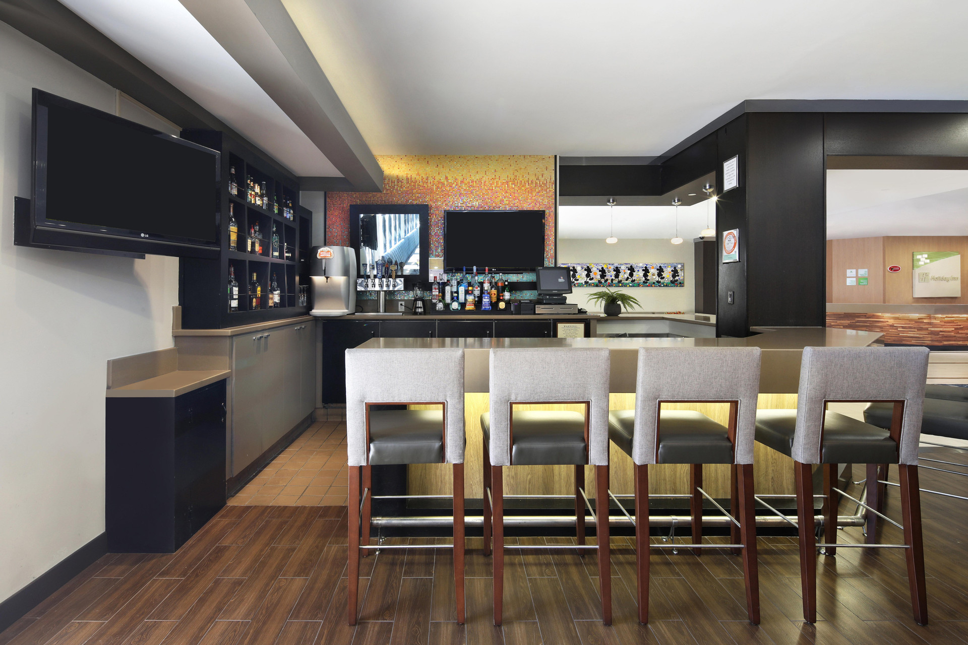 Bar/Salón Holiday Inn Hotel & Suites Anaheim by IHG
