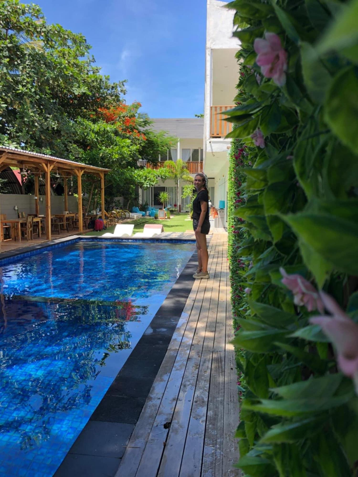 Vista Piscina Dejavu Hotel