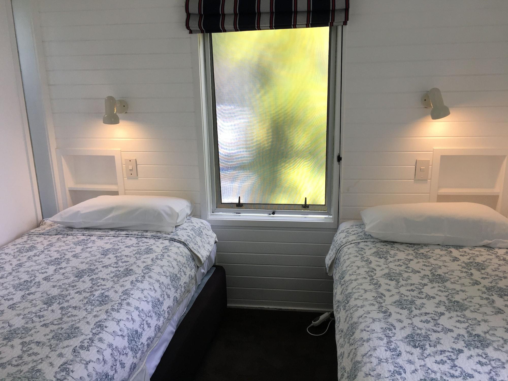Habitación Colonial House Motel