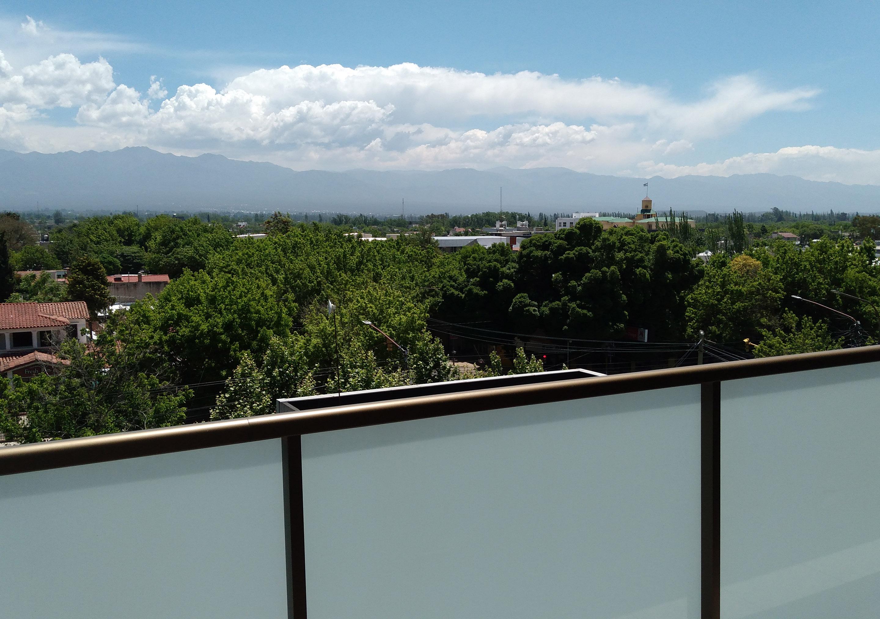 Vista Exterior Apart Hotel Quijote by DOT Suites