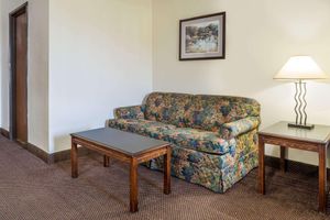 Alojamiento - Days Inn by Wyndham Pontoon Beach