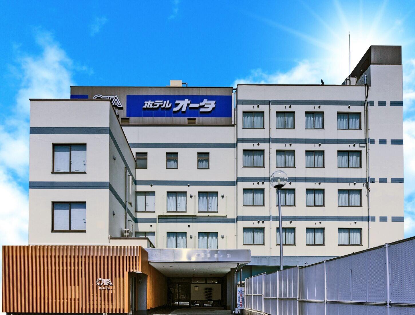 Varios Hotel Ota