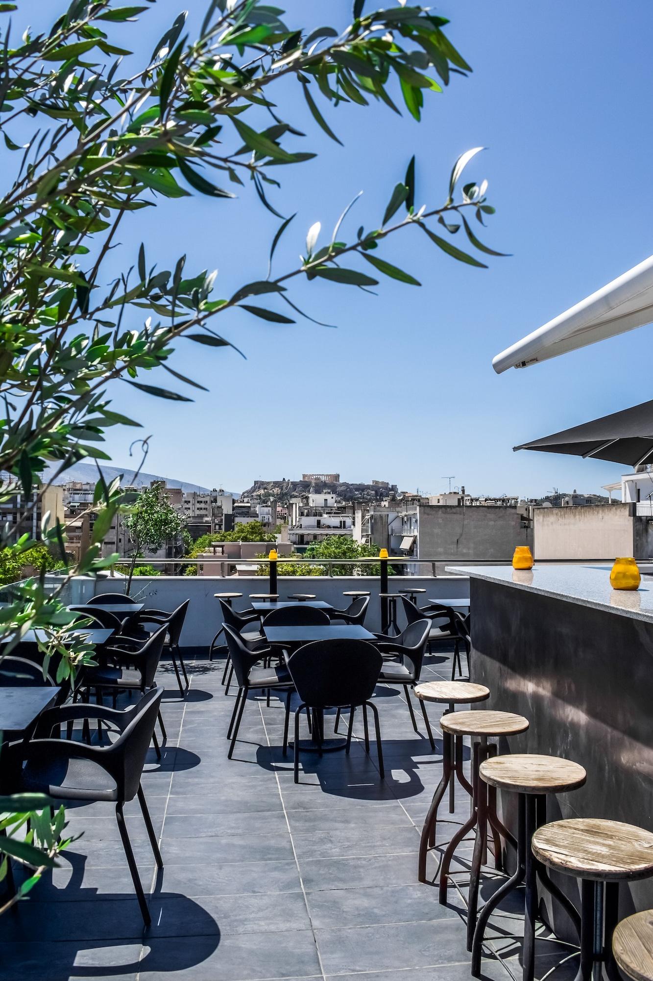 Varios Iasonos Suites