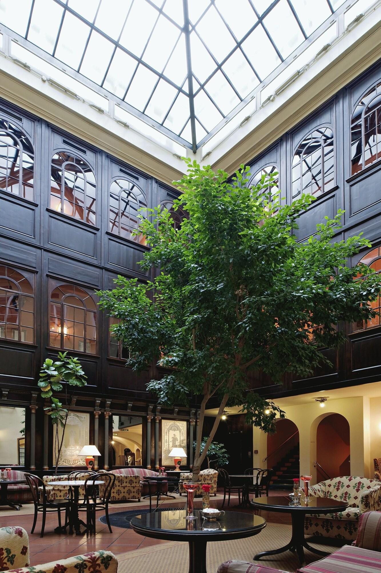 Vista Lobby König von Ungarn