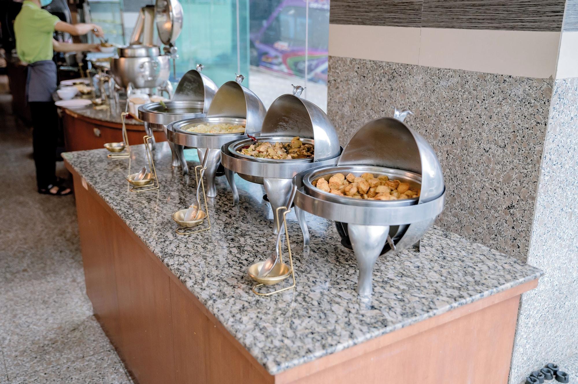 Restaurant Satit Grand View Hotel