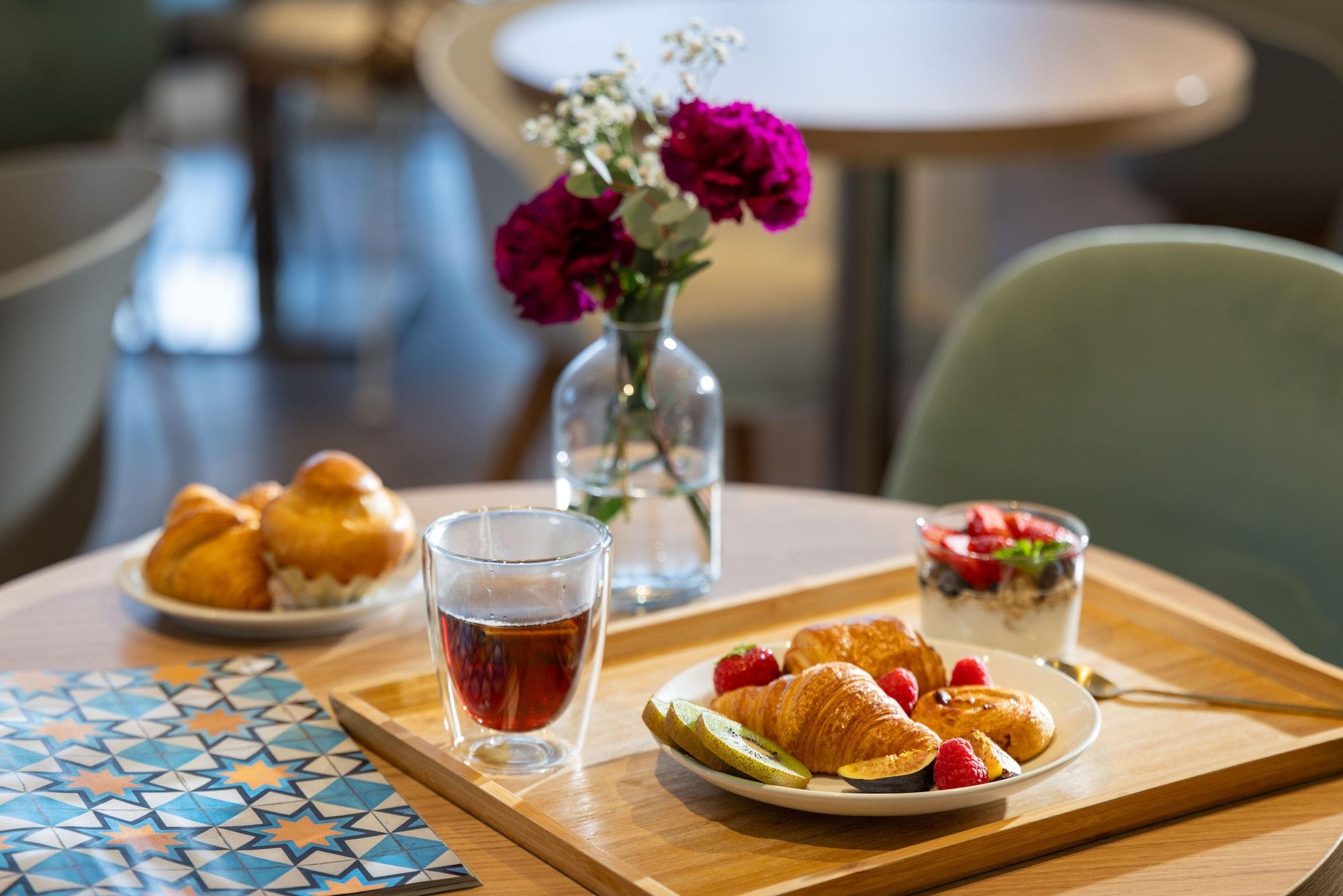Restaurant Hotel Paris Louis Blanc