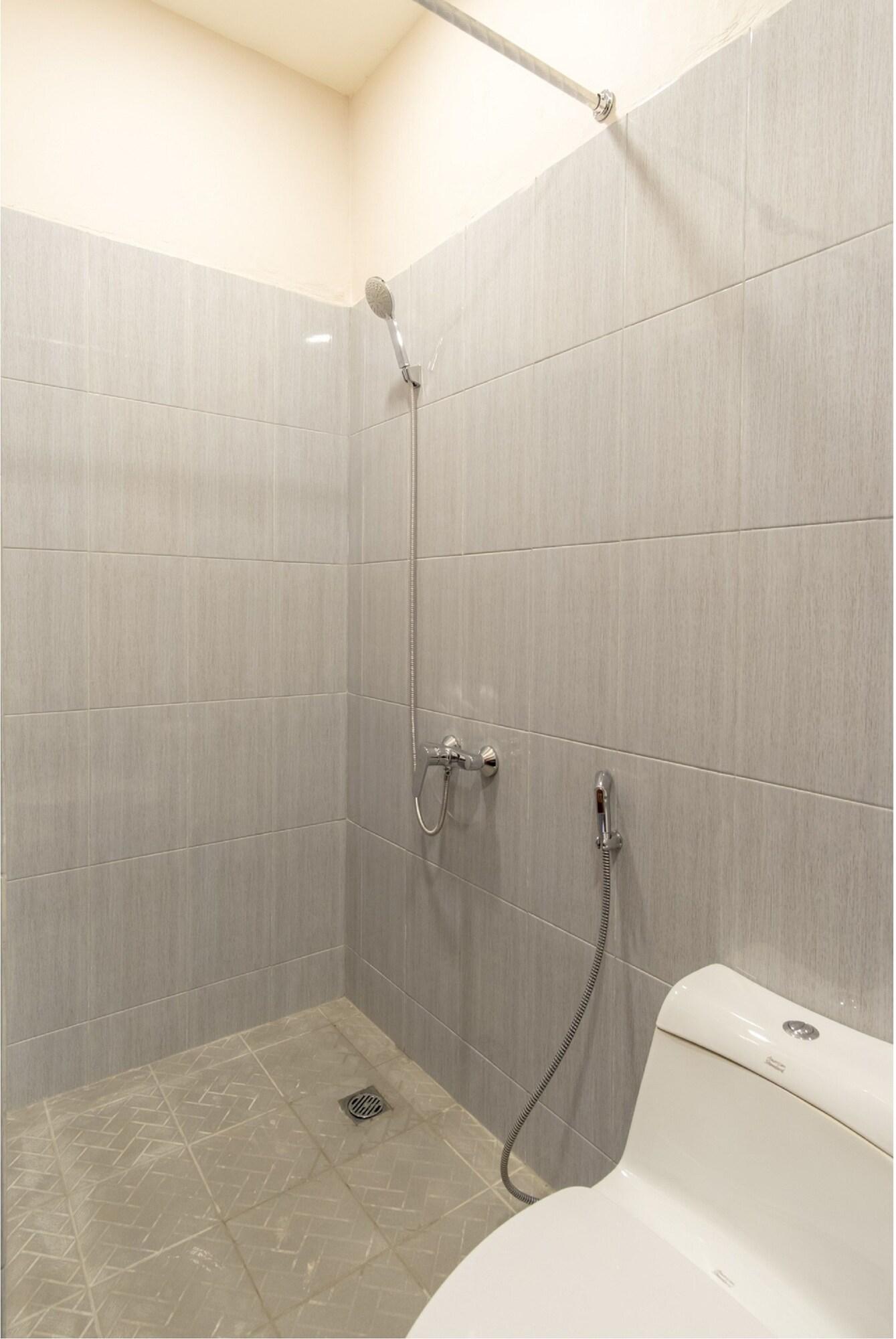 Equipamiento de Habitación Townhouse Oak Medan near Universitas Sumatera Utara formerly Raz Residence