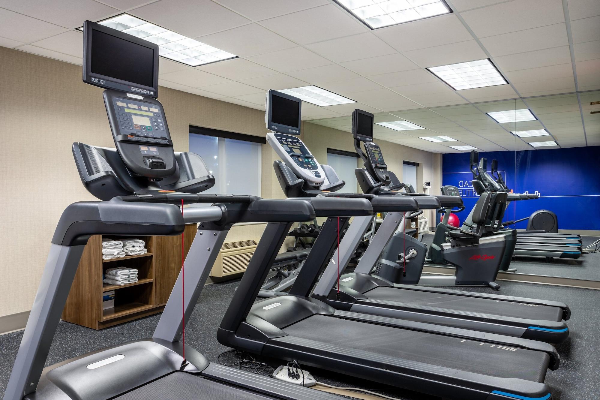 Gimnasio Holiday Inn Express & Suites Vadnais Heights by IHG