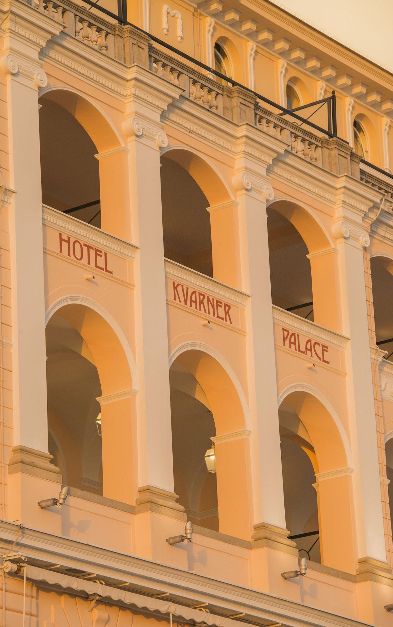 Vista Exterior Hotel Kvarner Palace