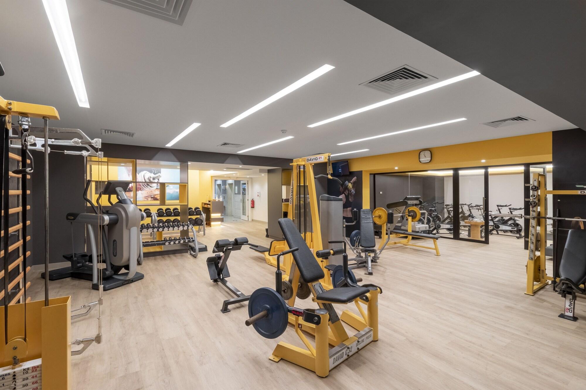 Gimnasio Enotel Lido