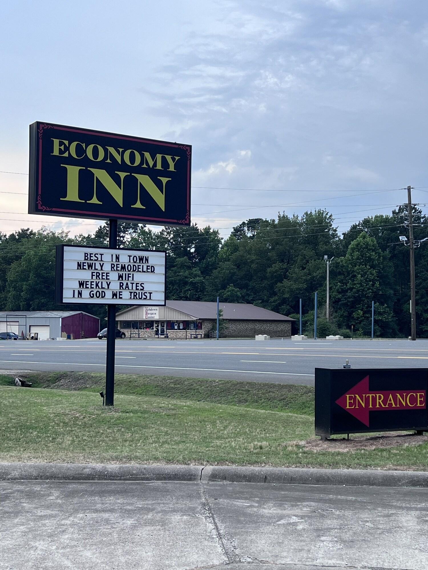 Varios Economy inn
