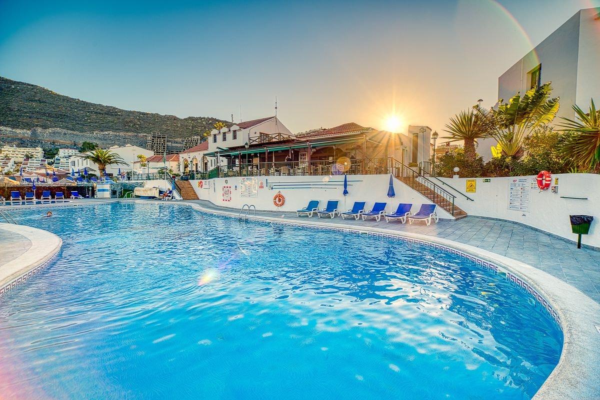 Vista Piscina Ona Las Rosas