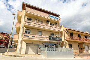 Alojamiento - Bed and Breakfast Brezza Marina e Ristorante Shoreline