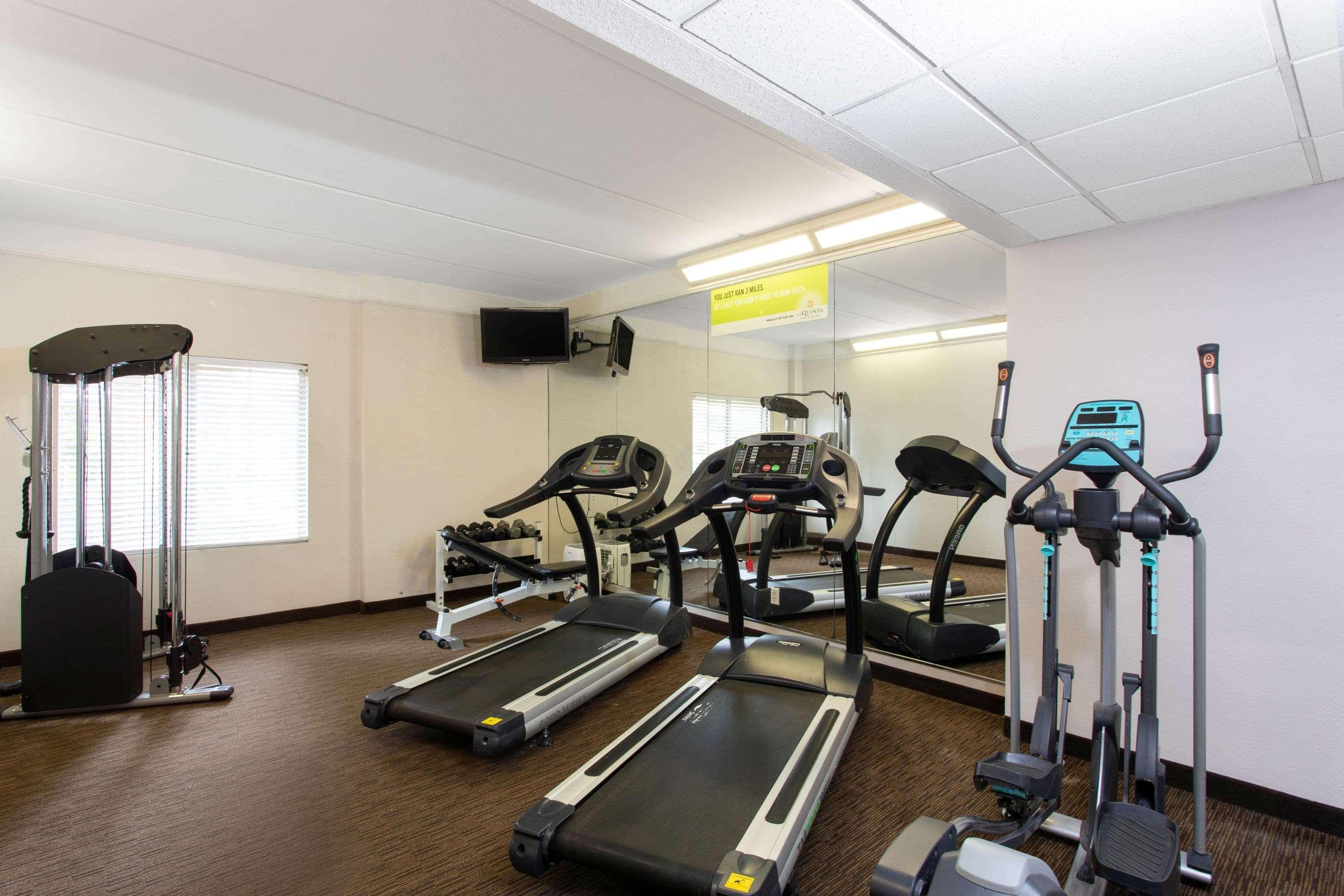 Instalaciones Recreativas La Quinta Inn & Suites by Wyndham Jacksonville Butler Blvd