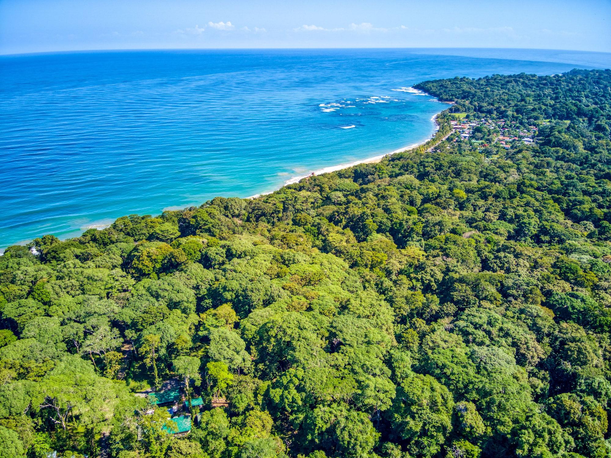 Playa Exōtico Beach Hotel
