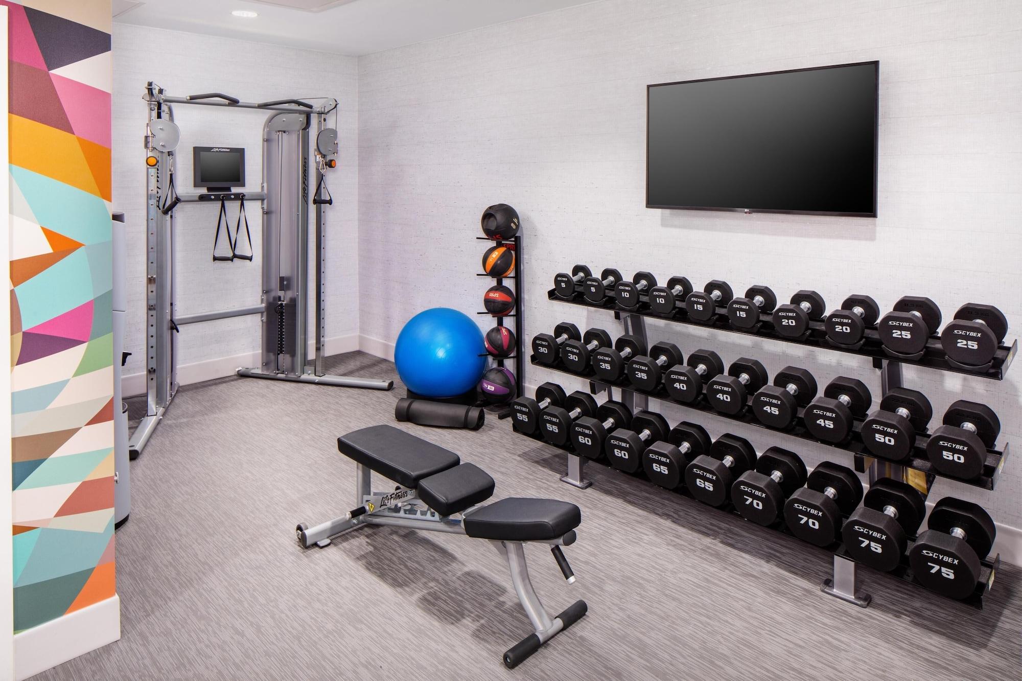 Gimnasio Hilton Garden Inn Washington DC Downtown