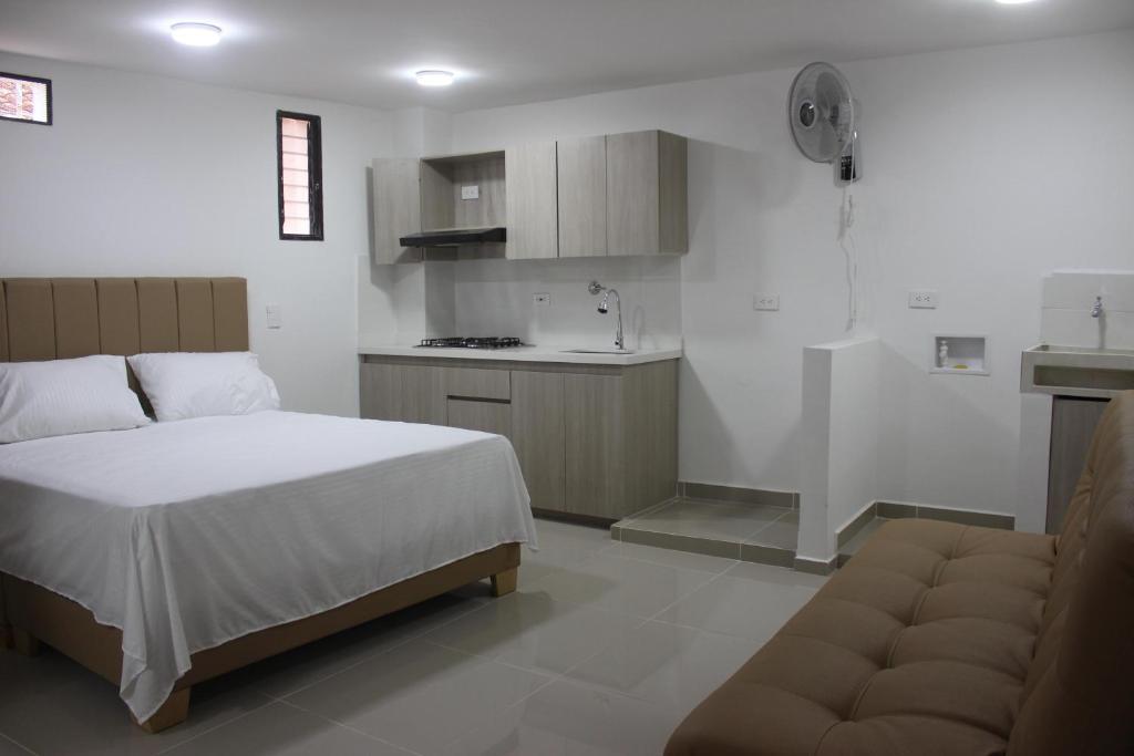 Camas Apartahotel Ces