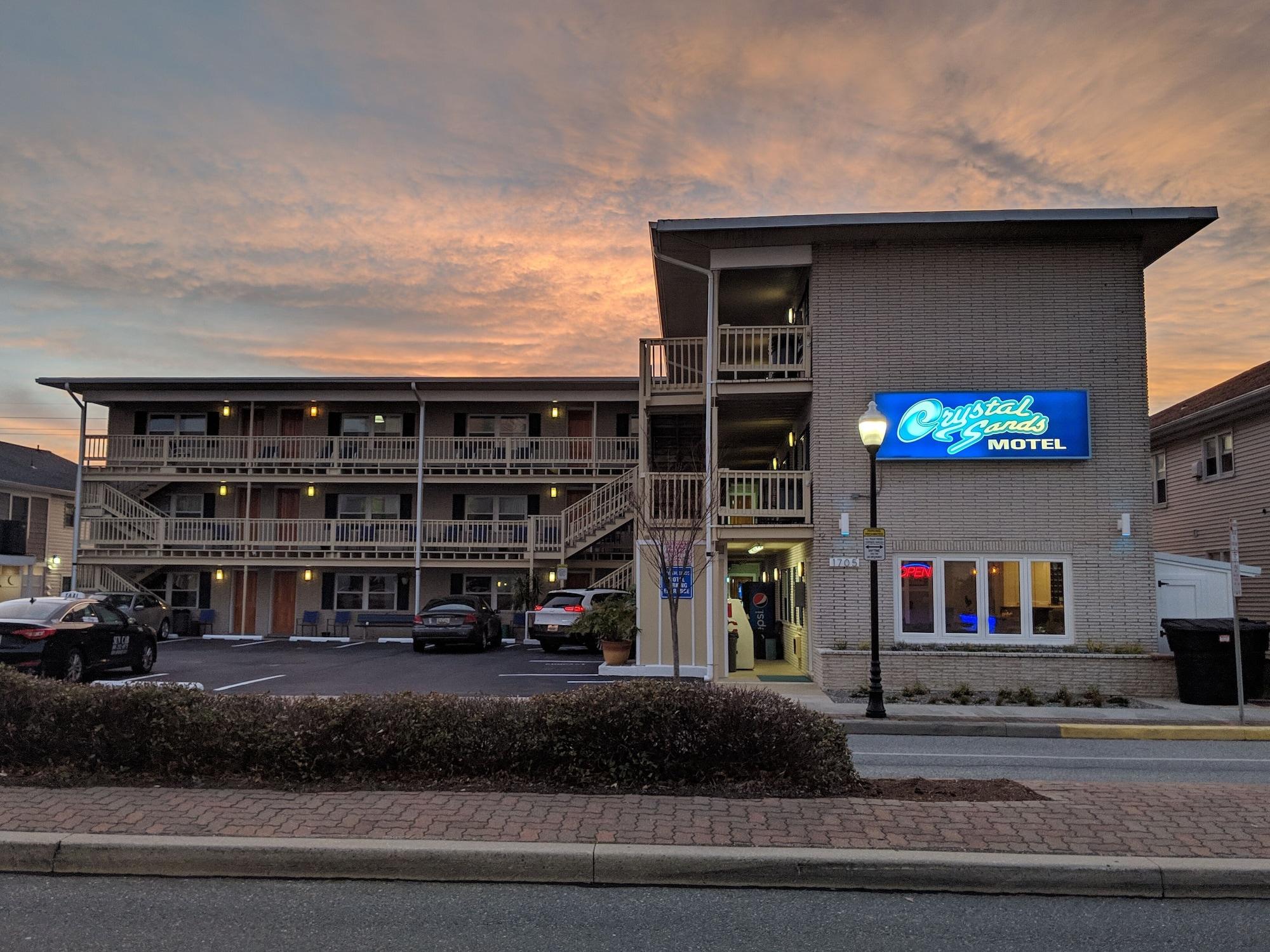Varios Crystal Sands Motel