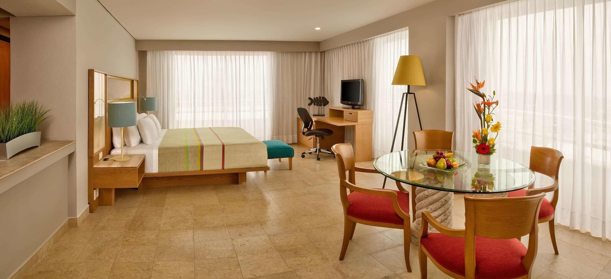 Habitación Galería Plaza Veracruz by Brisas