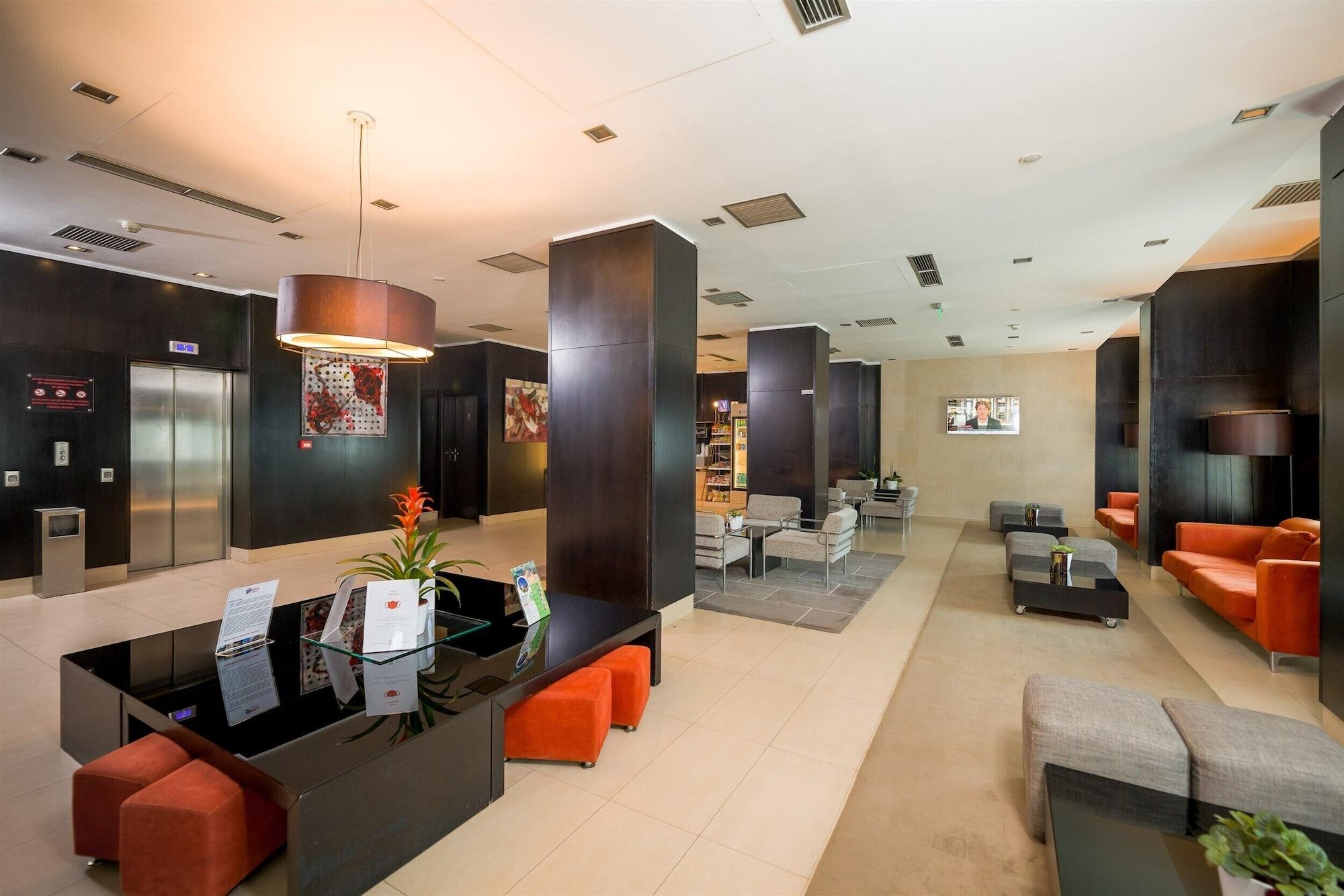 Vista Lobby Hotel CH Bucharest