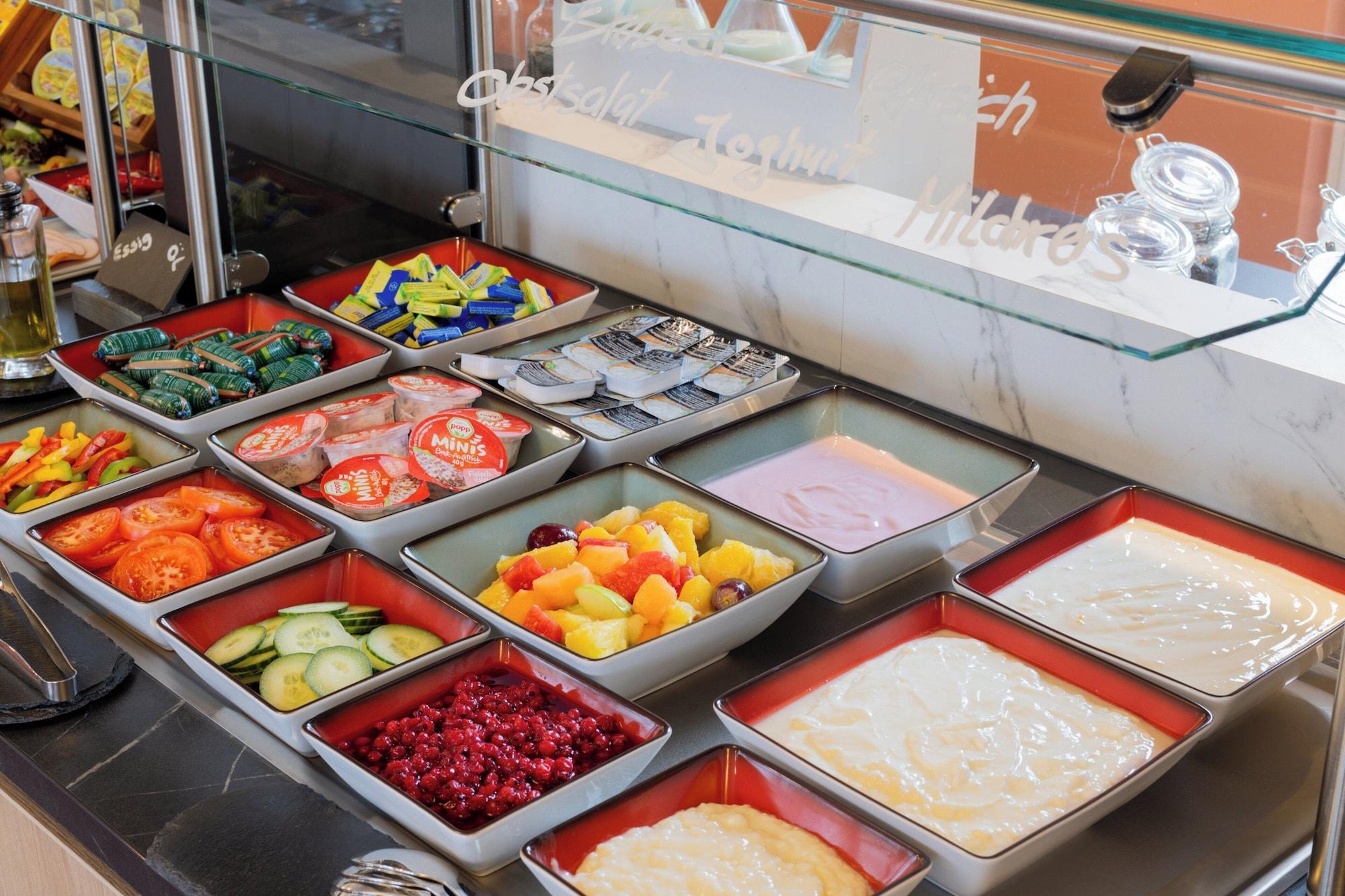 Restaurant Holiday Inn - the niu, Blade Solingen by IHG