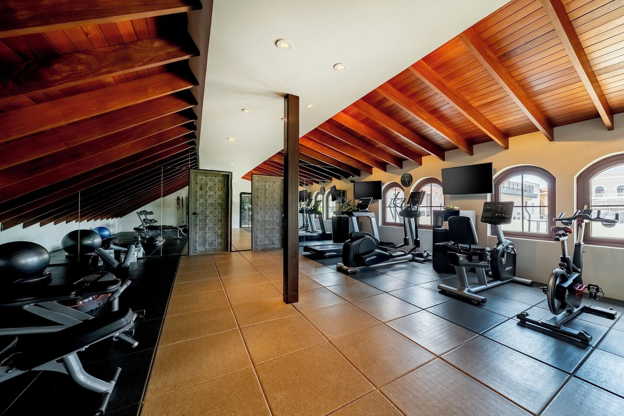 Gimnasio Hotel La Compania, in the Unbound Collection by Hyatt