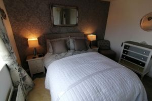 Alquiler Vacacional - An idyllic 2 bedroom apartment situated On-the-Beach in West Sussex