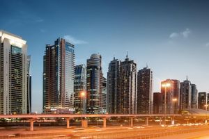 Alojamiento - Pullman Dubai JLT