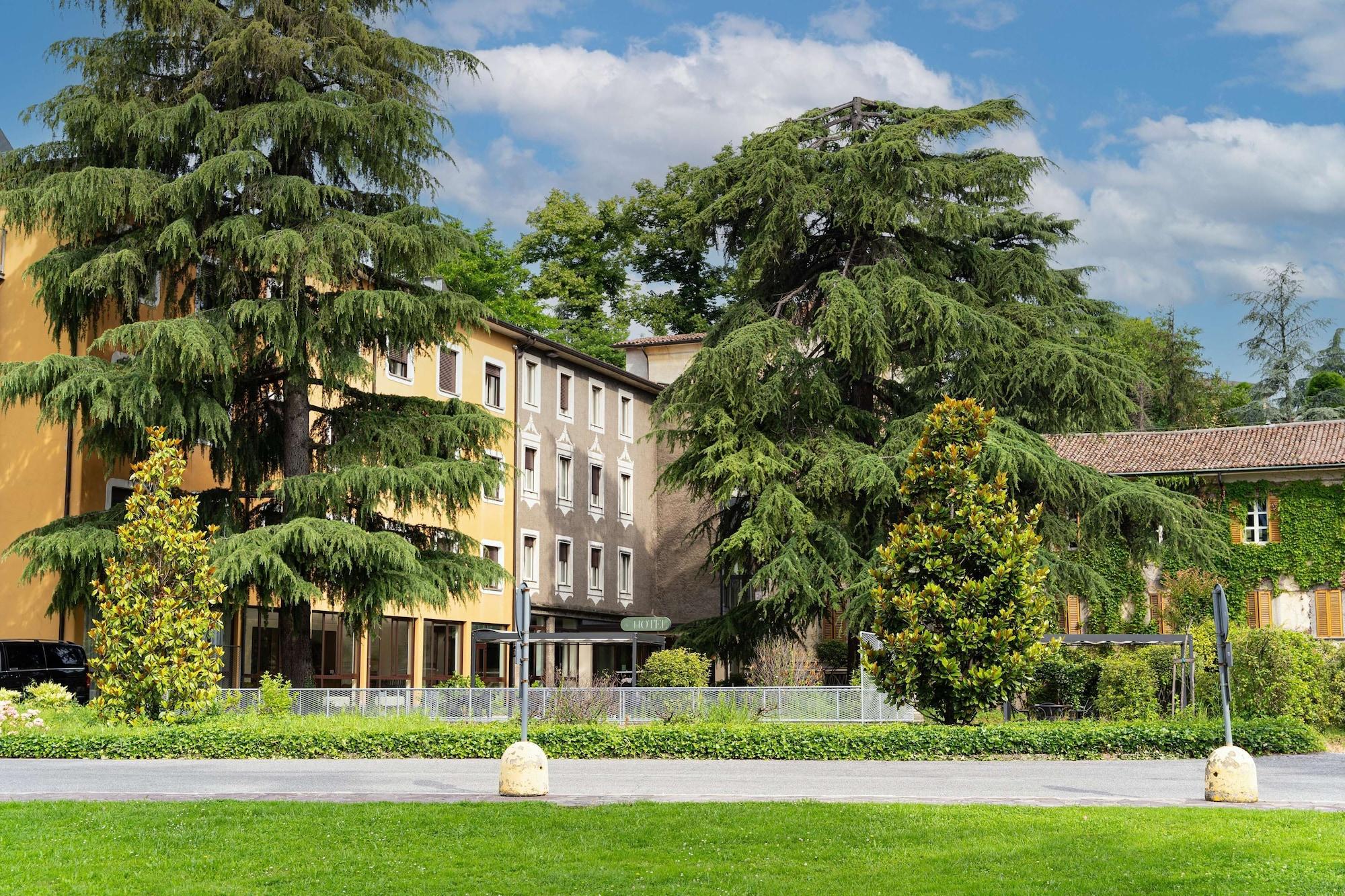 Vista Exterior Hotel San Pancrazio