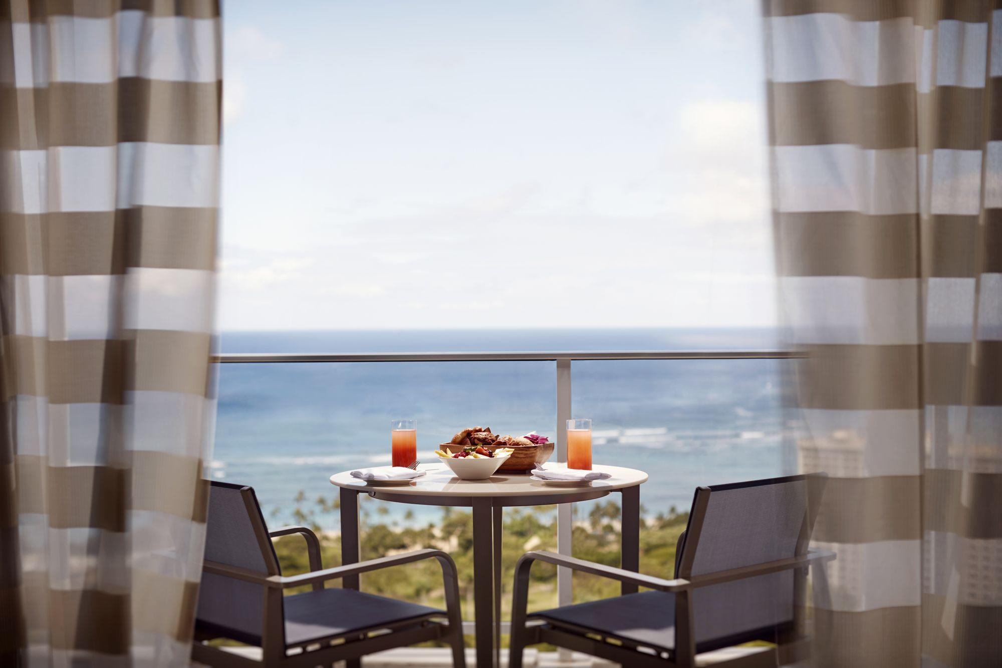Playa The Ritz-Carlton Residences, Waikiki Beach