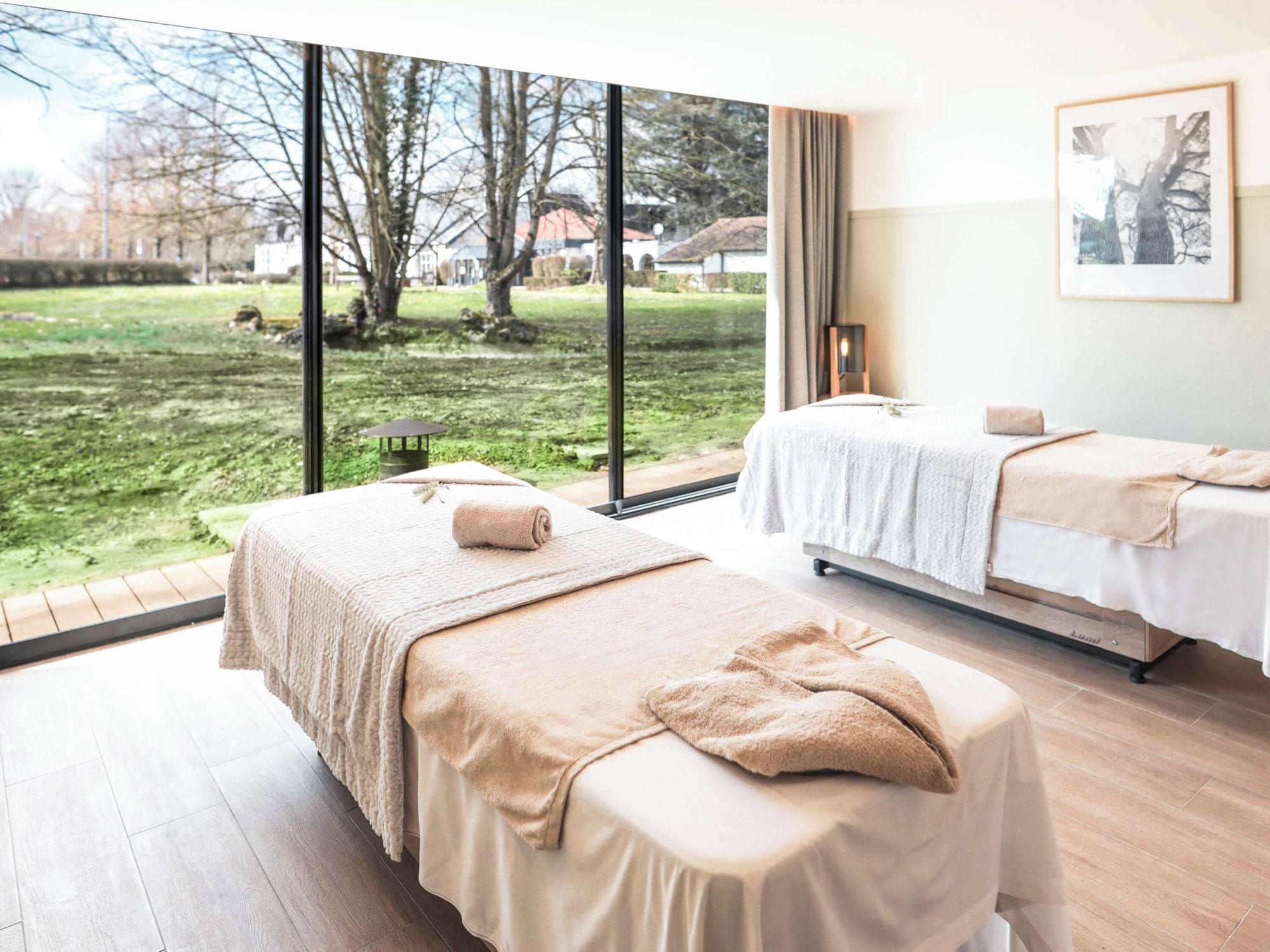Vista Exterior Demeures de campagne Parc du Coudray – Mercure