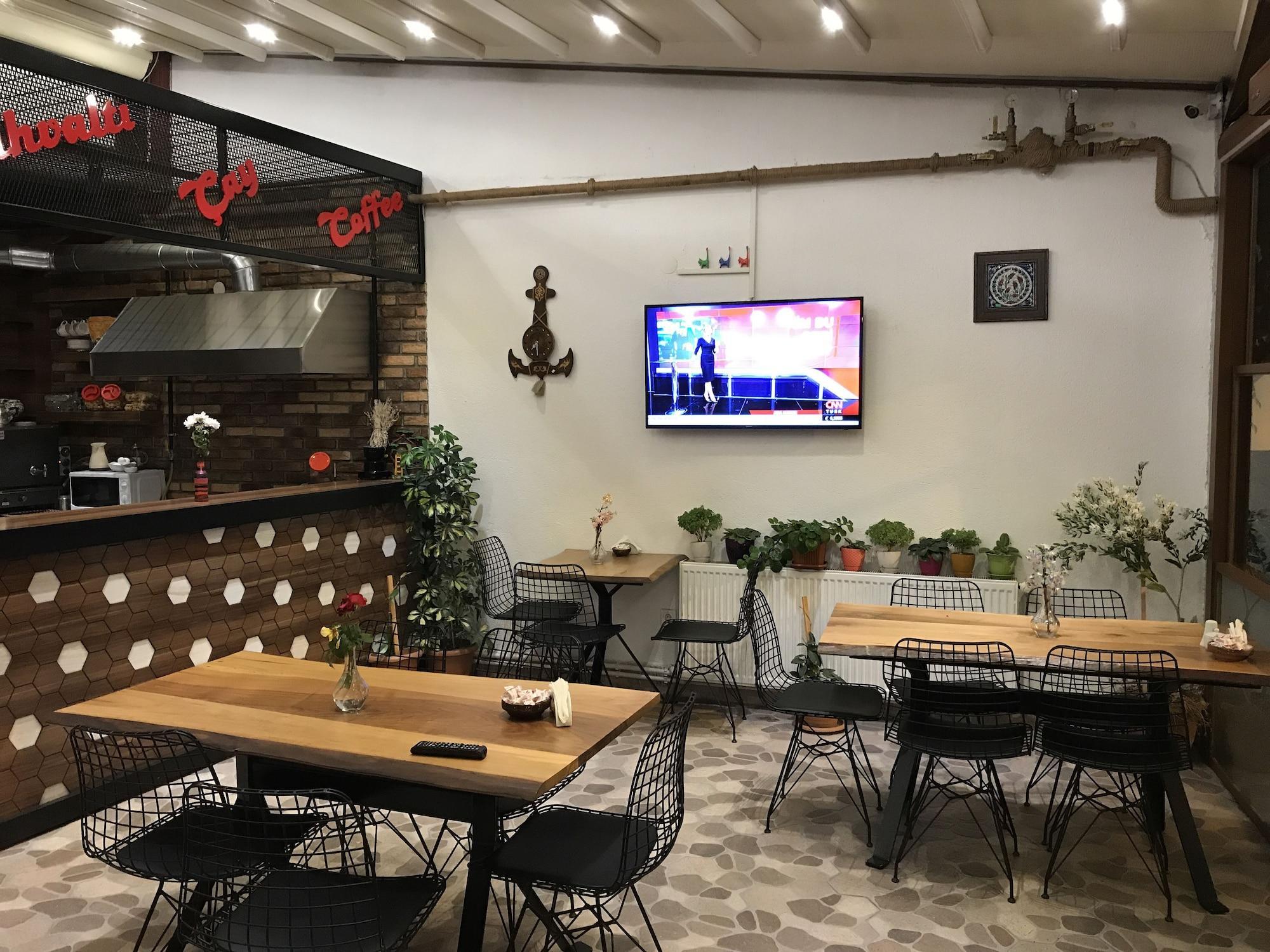 Bar/Salón Amasya Ziyagil Konagi