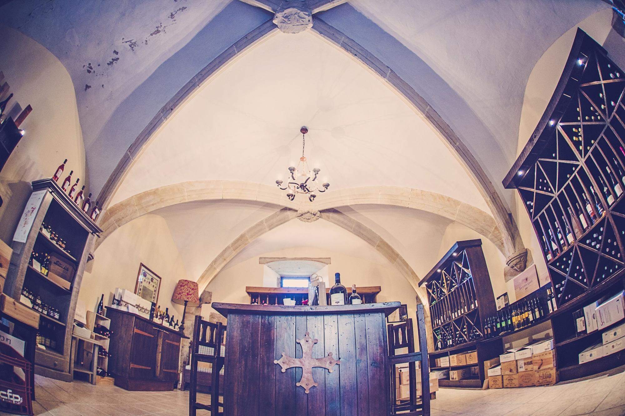 Vista Lobby Chateau des Ducs de Joyeuse, BW Signature Collection