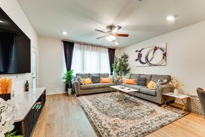 Alquiler Vacacional - 12 Mi to Dtwn Mckinney: Modern Gem w/ Patio & Yard