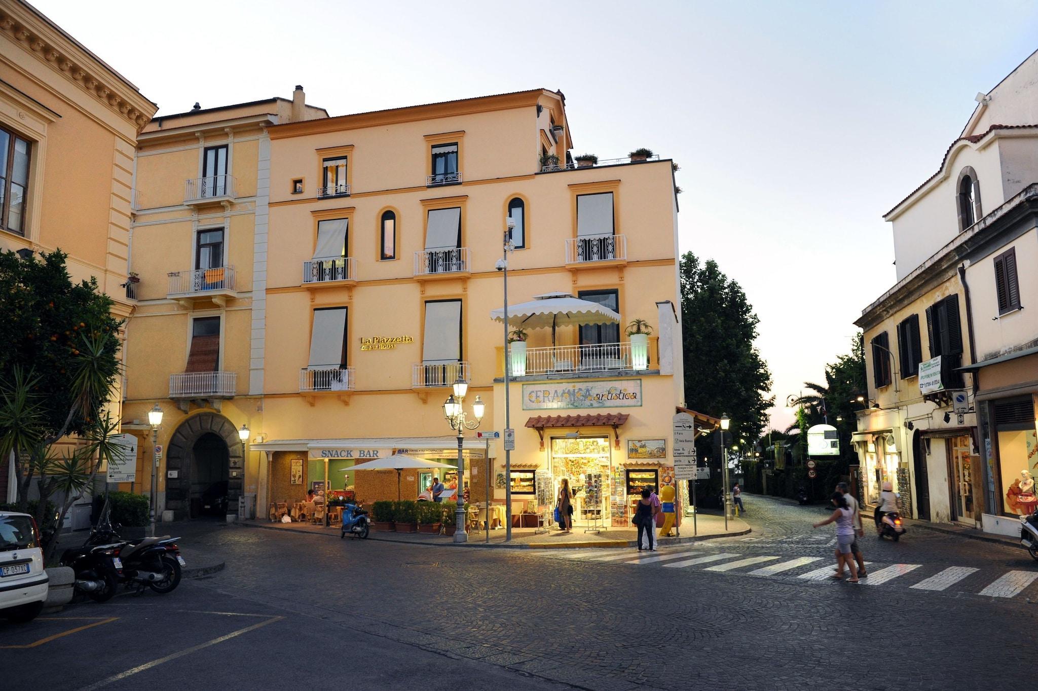 Vista Exterior La Piazzetta Sorrento