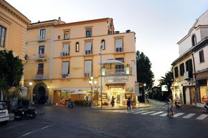 Alojamiento - La Piazzetta Sorrento
