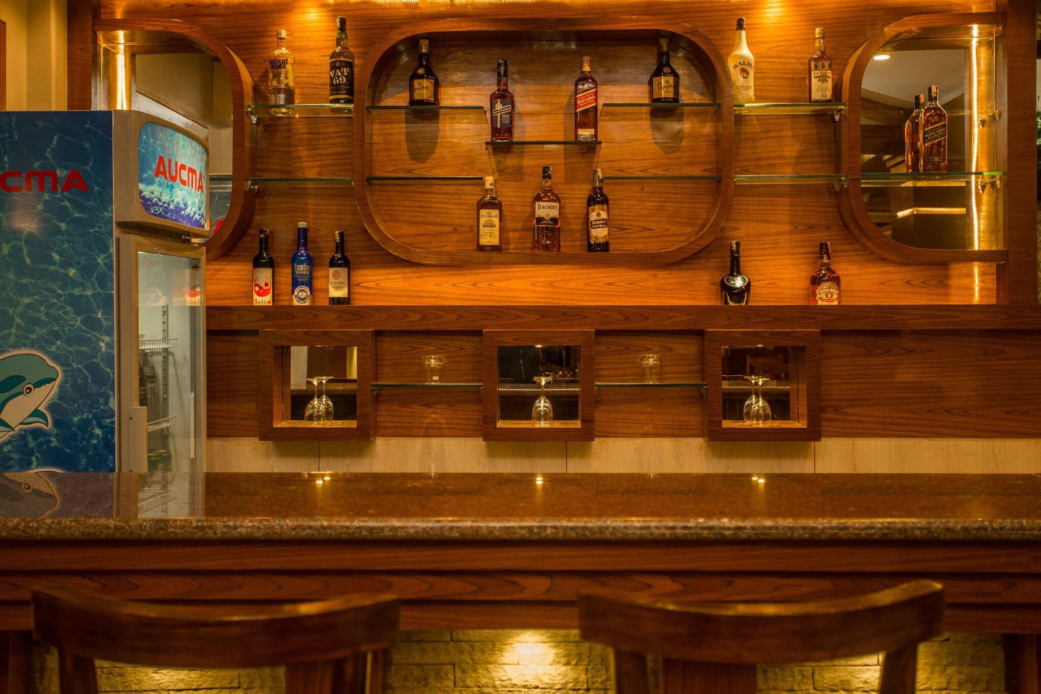 Bar/Salón Hotel White Pearl