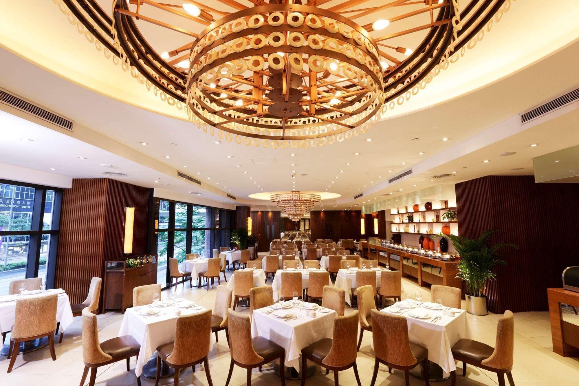Restaurant Gloucester Luk Kwok Hong Kong